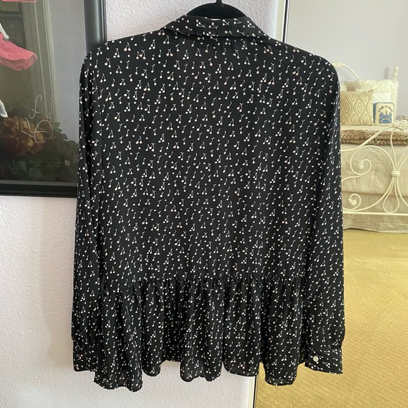 Women's LOFT Black Cherry Print Long Sleeve Peplum Blouse Size Medium - Picture 6 of 8